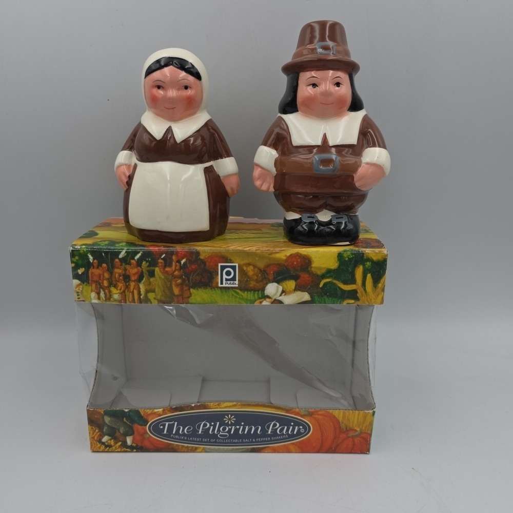 Collectible PILGRIM PAIR SALT & PEPPER SHAKER PUBLIX THANKSGIVING 2003